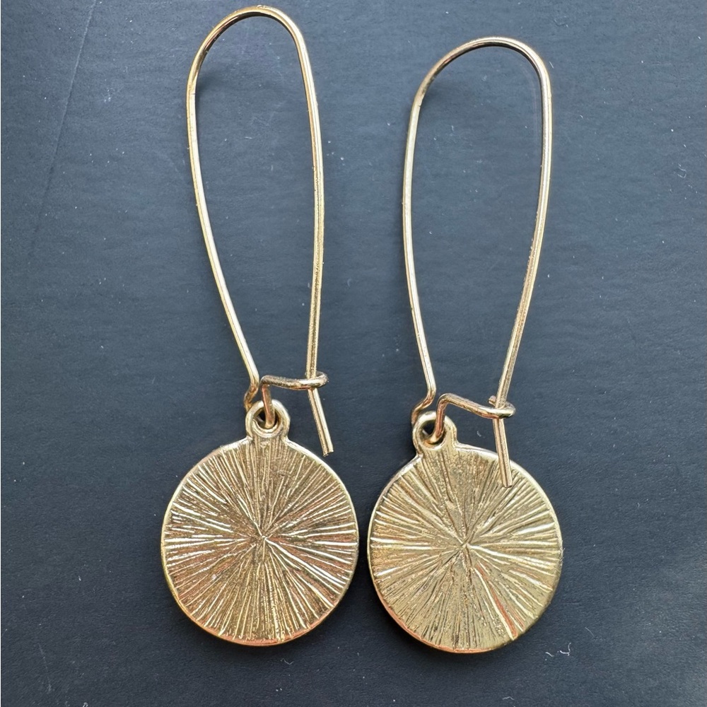 NEW Threader Dangle Earrings Gold Statement Earrings NWOT Circle Enamel Cream - Picture 2 of 3